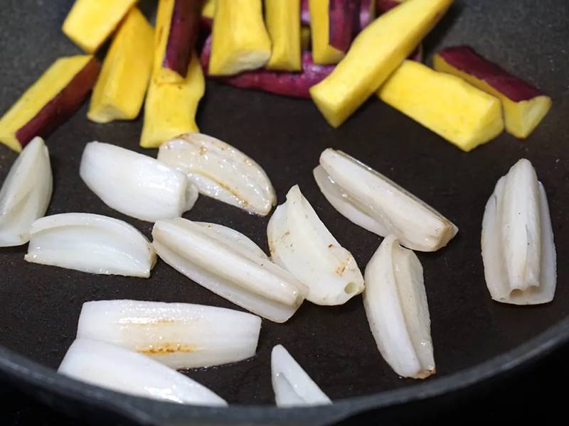 uracie krídelká s lotosovým koreňom a batátmi krok 5