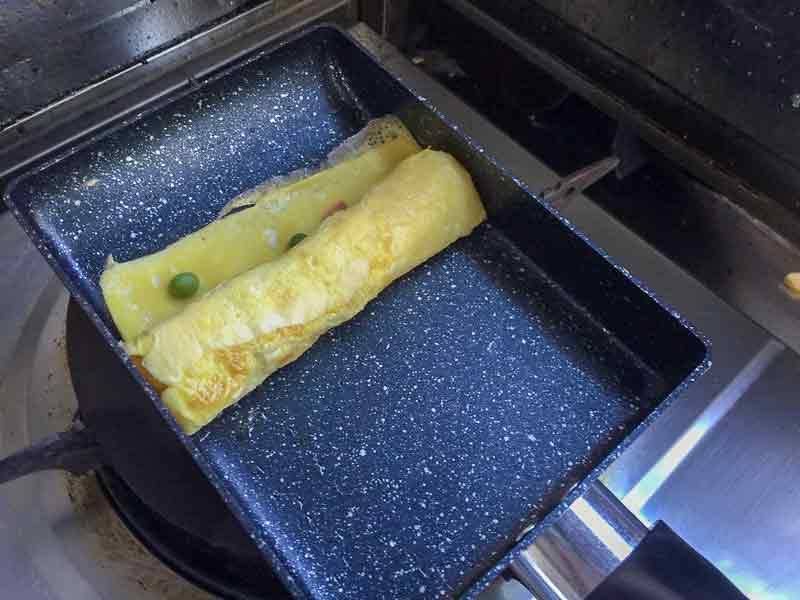 Japonská Tamagoyaki (Japonská omeleta)