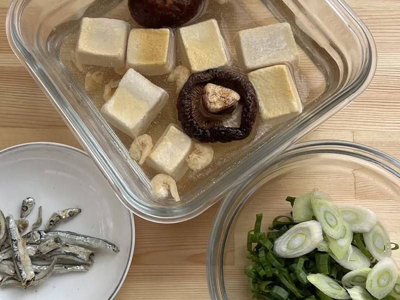 Miso polievka s morskou riasou a tofu krok 3