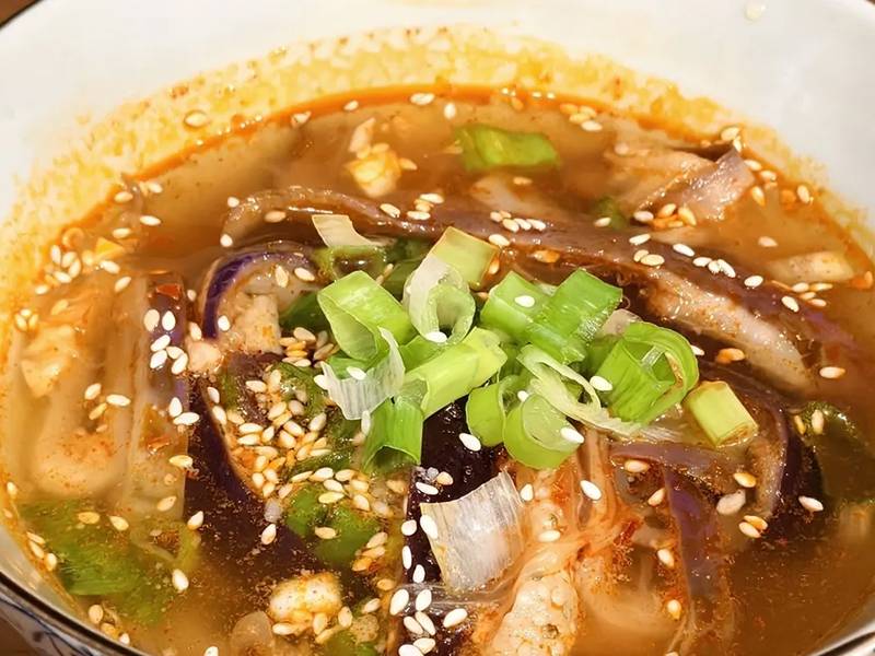 Studený šalát z trhaného baklažánu krok 5