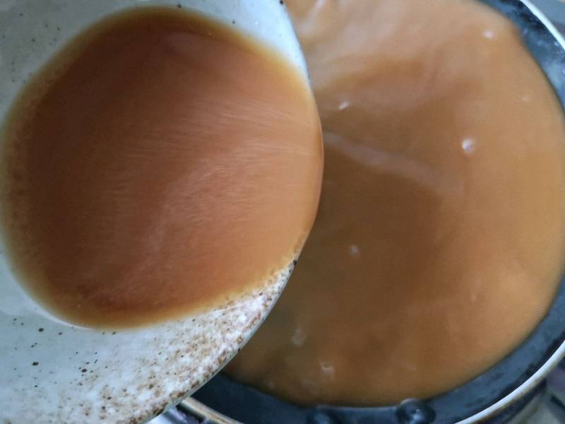 Japonská ryža s krabí omeletou a omáčkou 12